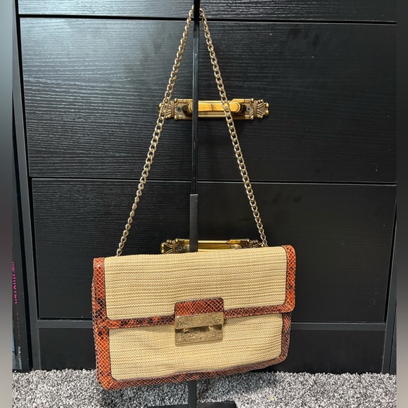 Michael Kors Sloan tweed Raffia shoulder clutch - Picture 12 of 16